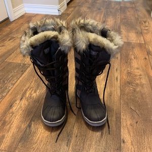Winter boots